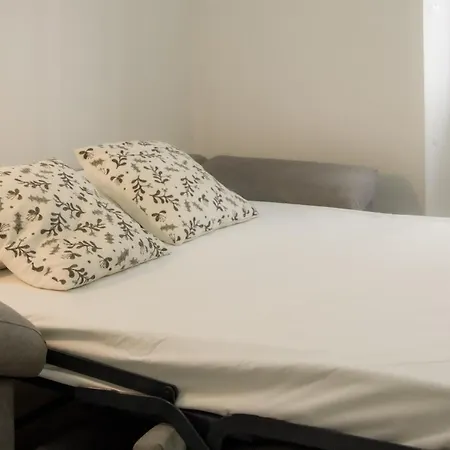 Catalina Downtown מלון דירות 4*